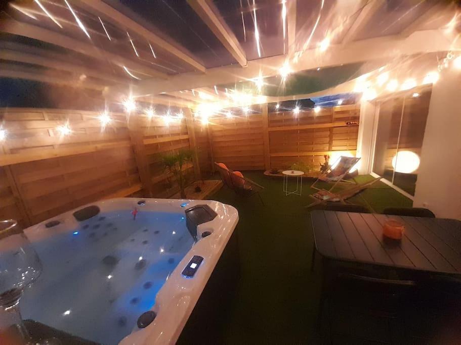 Maison 4Pers Avec Jacuzzi Privatif Couvert Proche Ocean Brem-sur-Mer Extérieur photo